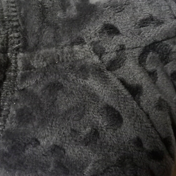 Blush Animal Print Plush Pajamas Set - Picture 8 of 11